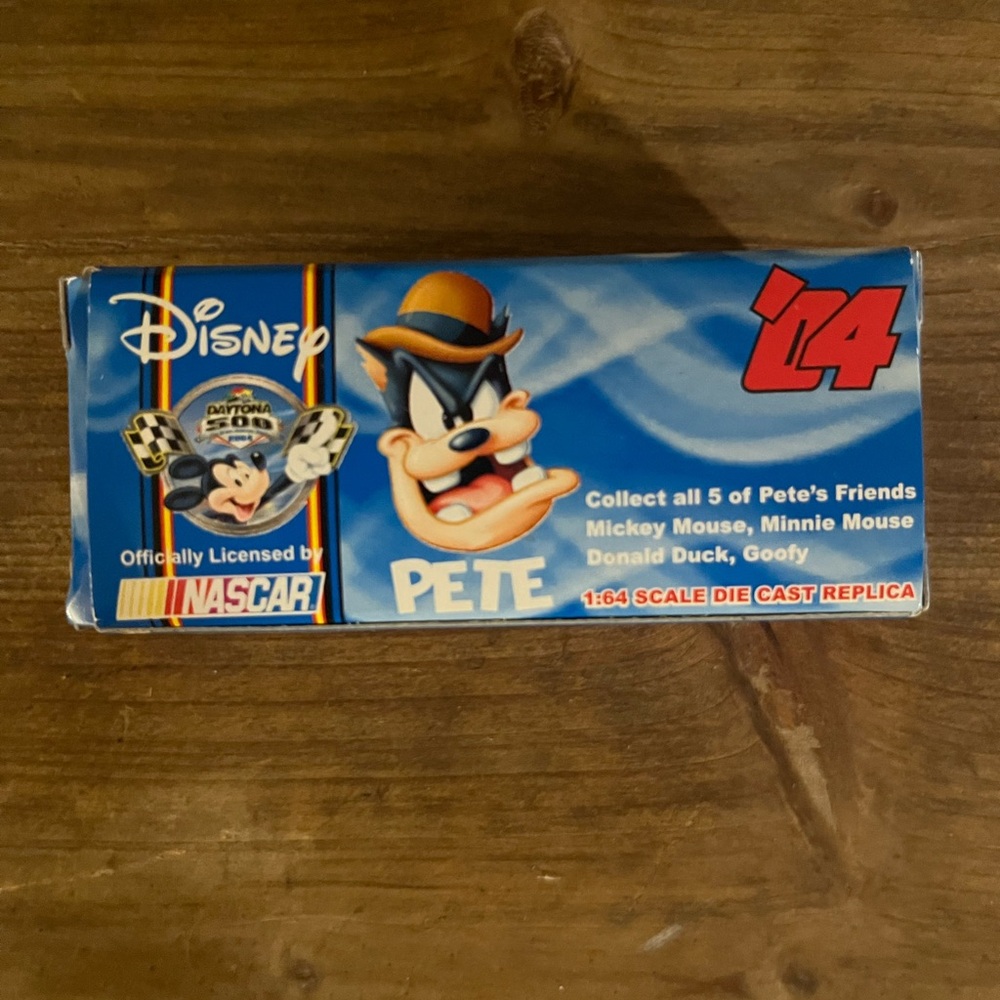 Disney NASCAR Pete‎ Exclusive Program Car - Black - Picture 3 of 4